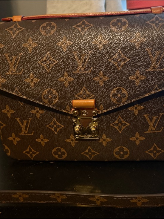 Louis Vuitton Handbags - Louis Vuitton Monogram Pochette Métis Style Crossbody Messenger Bag